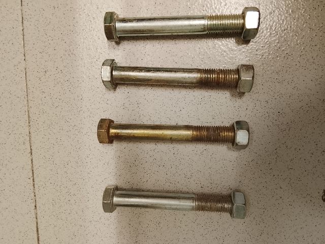 Tornillos tuercas grandes lote 12 piezas industria