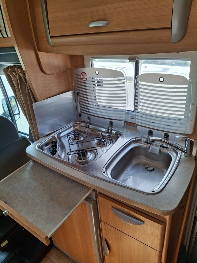 OPORTUNIDAD!!! Autocaravana Ford transit Genesis 3