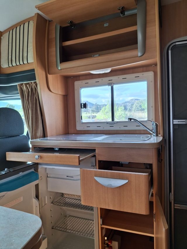 OPORTUNIDAD!!! Autocaravana Ford transit Genesis 3