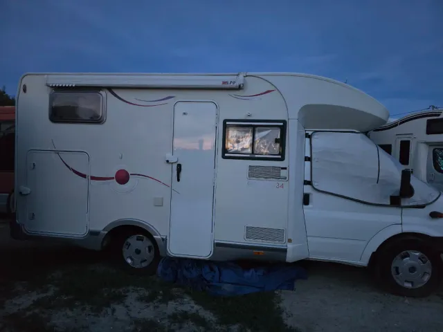 OPORTUNIDAD!!! Autocaravana Ford transit Genesis 3