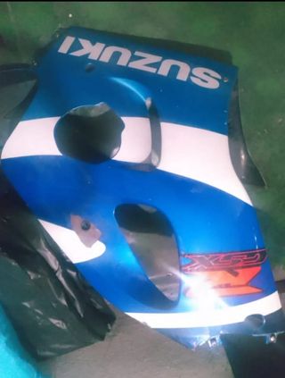 Suzuki GSXR 750 SHARD