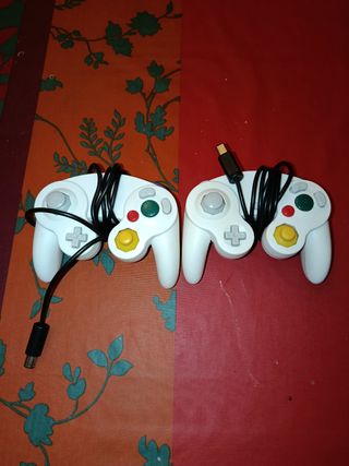 Mandos Nintendo Game Cube (2 unidades)