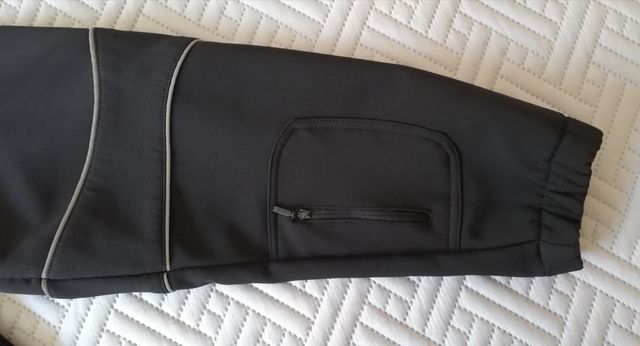 Cazadora trabajo Softshell Disvel Negra