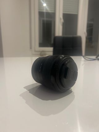 Objetivo Sony FE 1.8/50