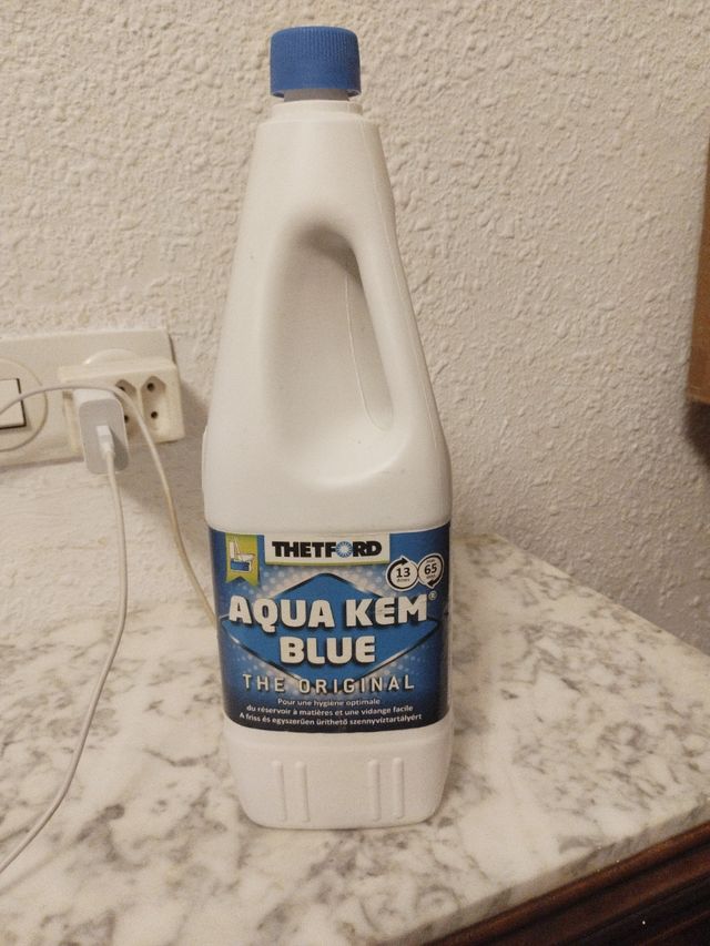 LIQUIDO AZUL 