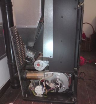 Limpieza y revision estufas y calderas pellet.