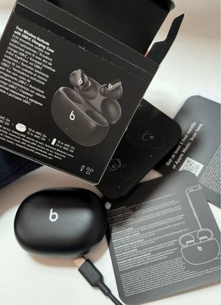 Beats Studio Buds Auricolari nuovi e originali.