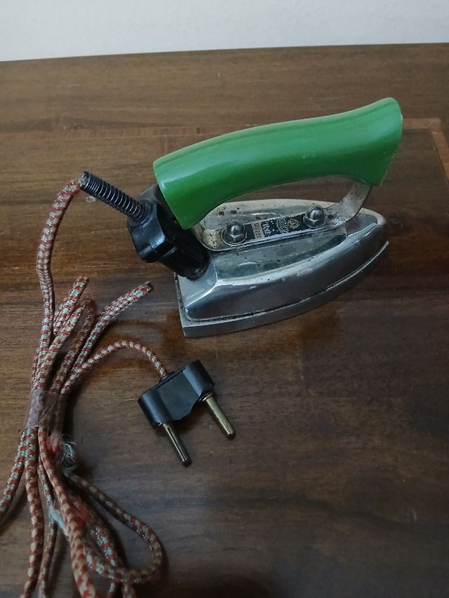 Ferro da stiro vintage Select