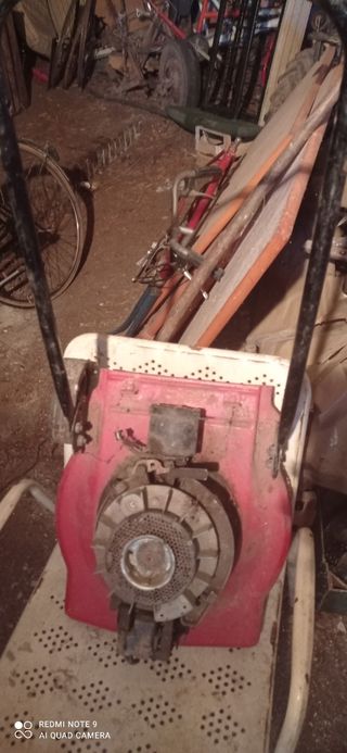 Blocco motore rasaerba a miscela vintage