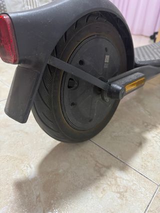 Se vende Patín eléctrico negro
