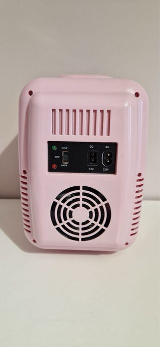 Mini nevera rosa