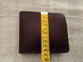 Cartera de piel bicolor para hombre. 