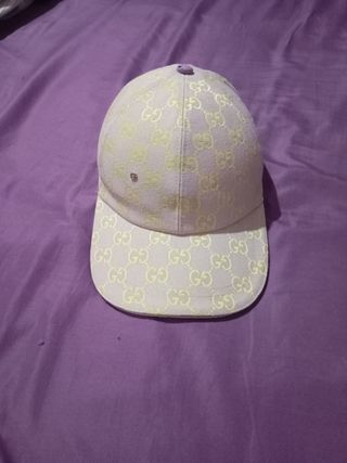 Gorra Gucci Morada