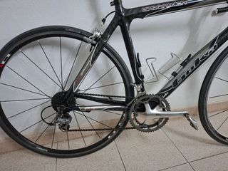 Bicicleta de carretera Goka carbono