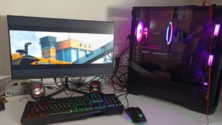 PC Gaming ASUS Negro RGB Completo