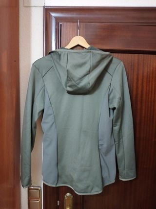 Chaqueta polar de H&M, talla M