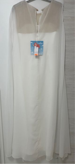 Vestido blanco con capa sin usar