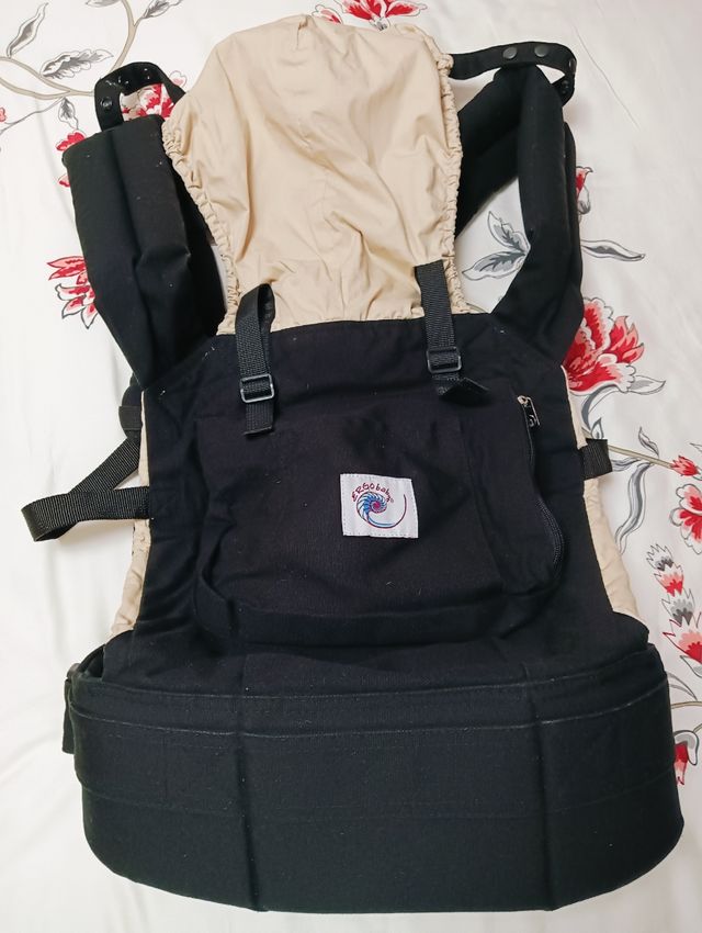 Portabebés Ergobaby Negro y Beige