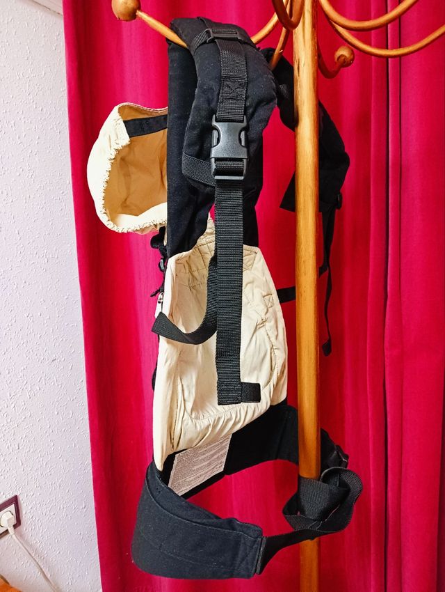 Portabebés Ergobaby Negro y Beige