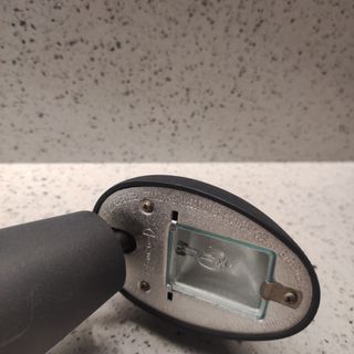 Lampada da tavolo nera