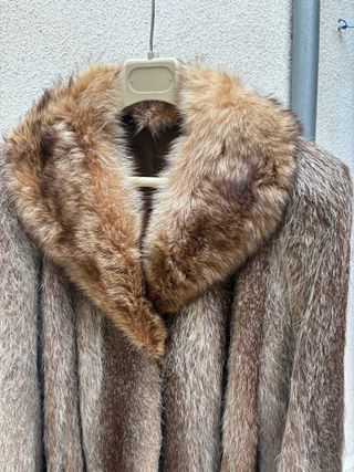 Chaquetón piel sintética marrón