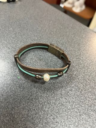 Pulsera de cuero marrón y turquesa