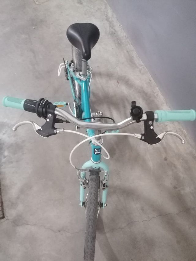 Bicicleta infantil azul