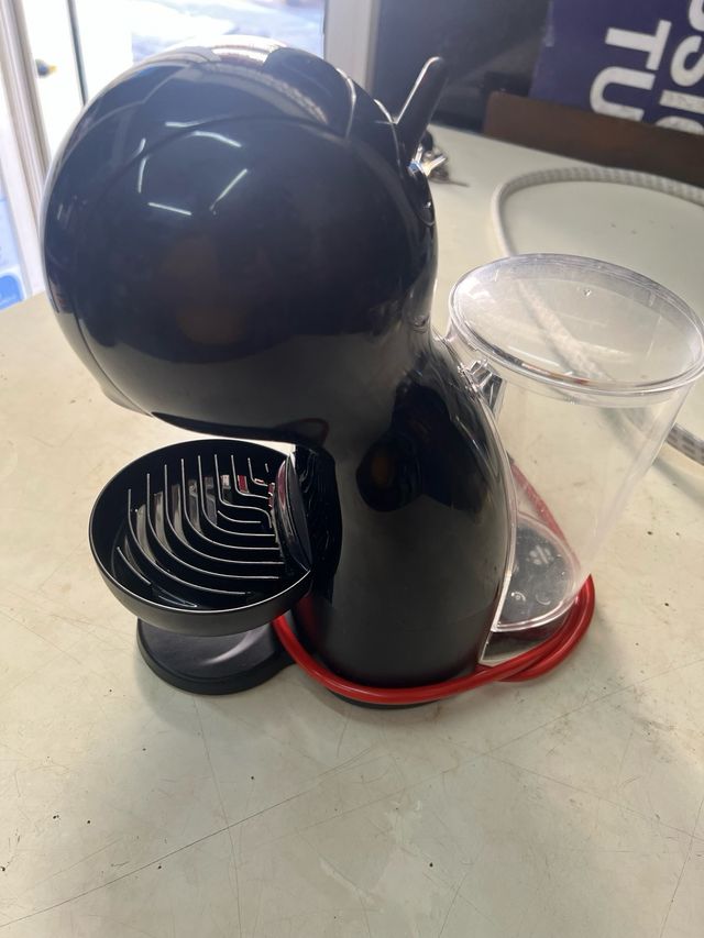 Macchina Caffè Dolce Gusto Nera Krups