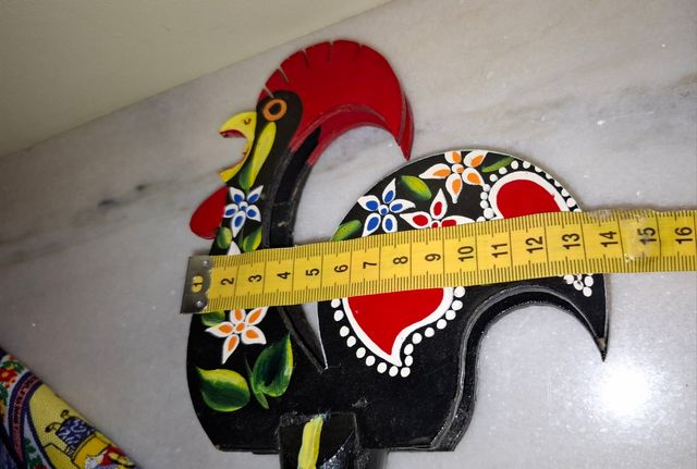 Galo de Barcelos e Saco de Pão Português