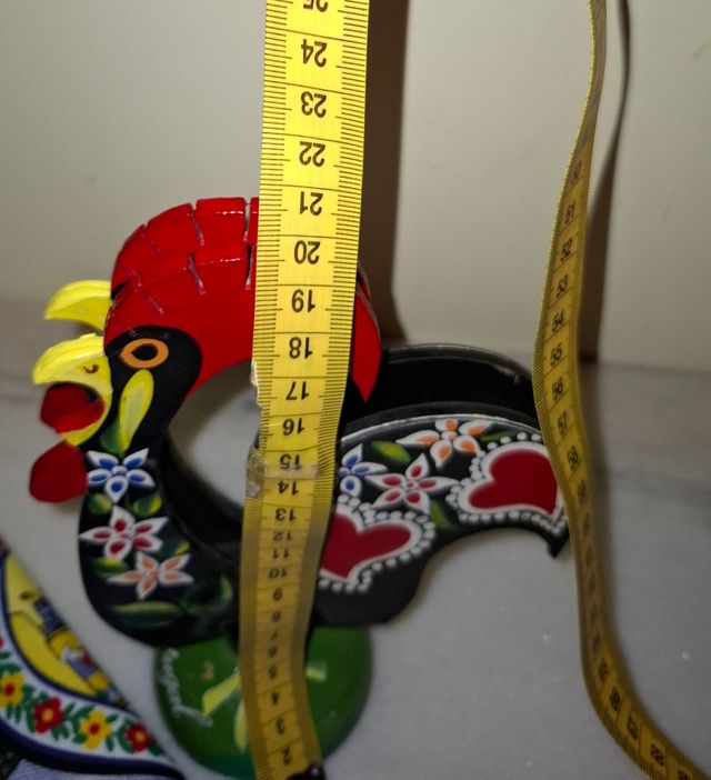 Galo de Barcelos e Saco de Pão Português