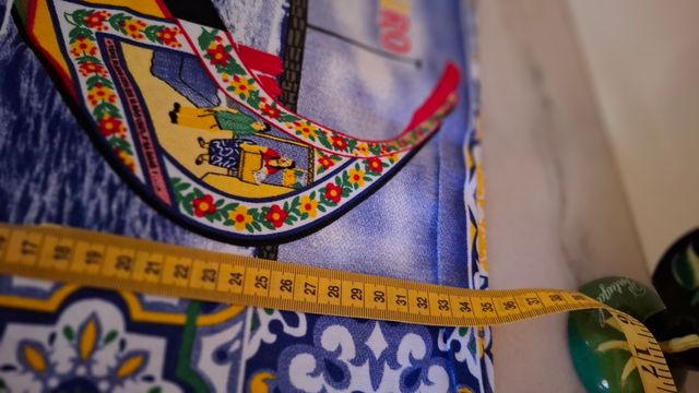 Galo de Barcelos e Saco de Pão Português