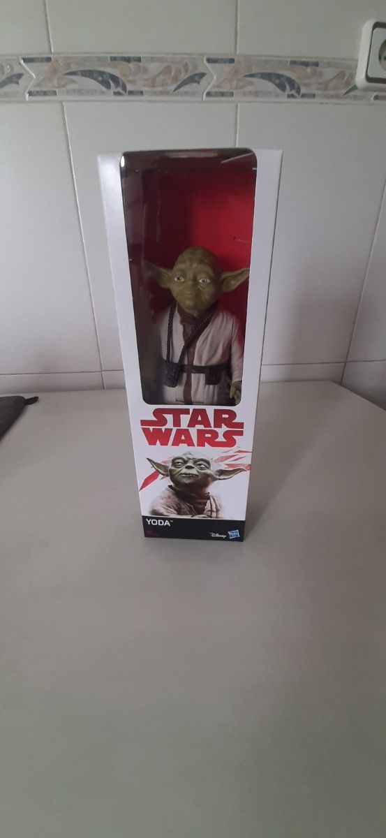 Muñeco Star Wars 30cm Yoda