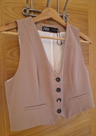 Chaleco Zara 