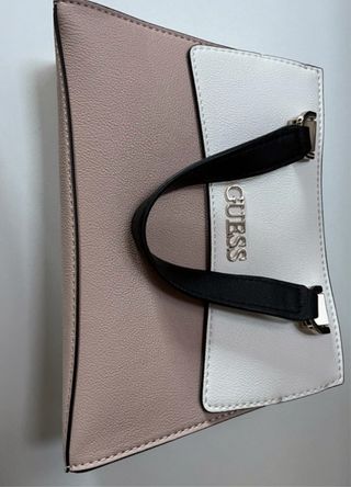 Borsa Guess originale con tracolla nuova.
