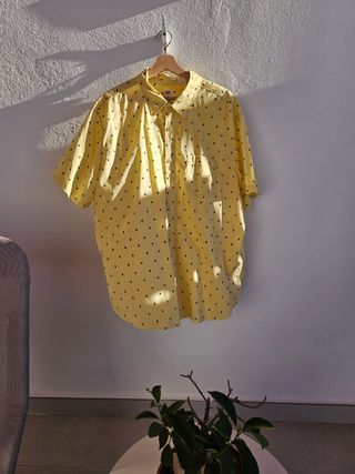 Camisa Levi's manga corta amarilla