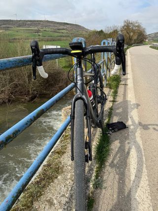 Bicicleta Eléctrica Cannondale Gravel