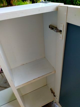 Mobiletto bagno bianco con specchio