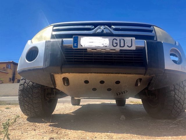 Mitsubishi Montero 2008