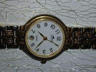Reloj Lotus Vintage Dorado Mujer