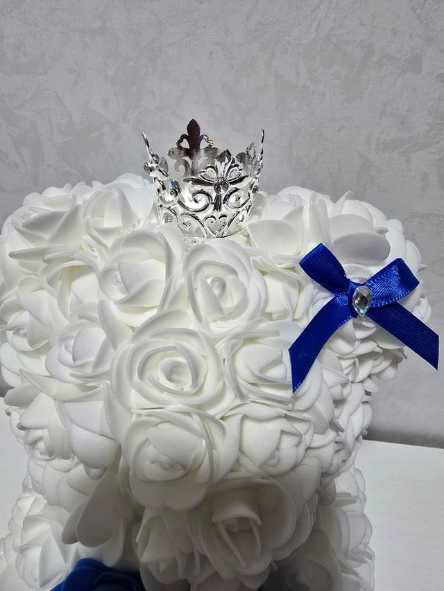 Orso decorativo con rose