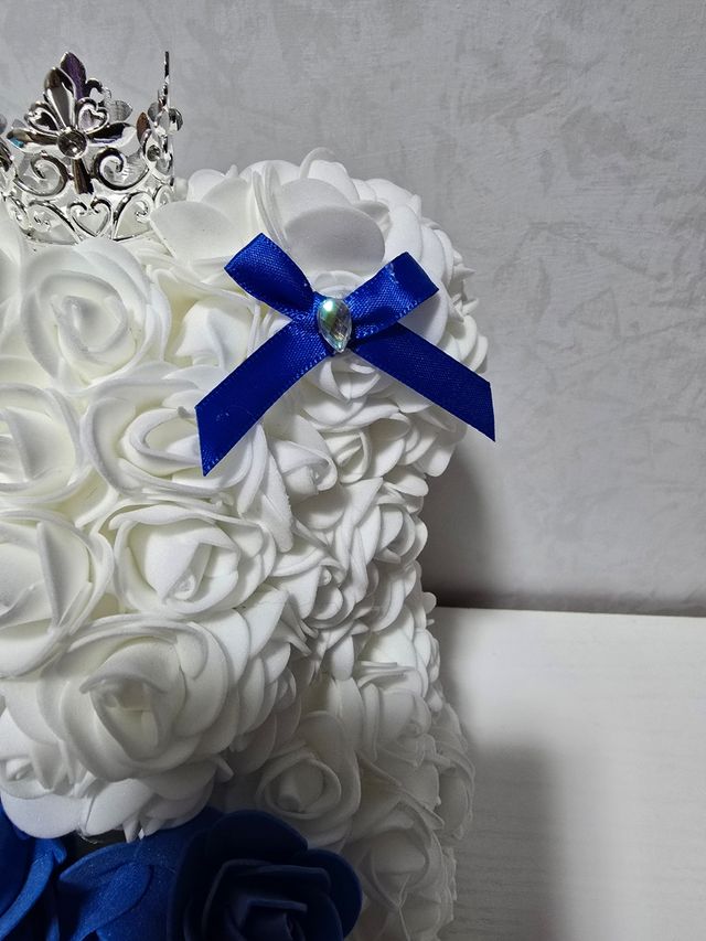 Orso decorativo con rose