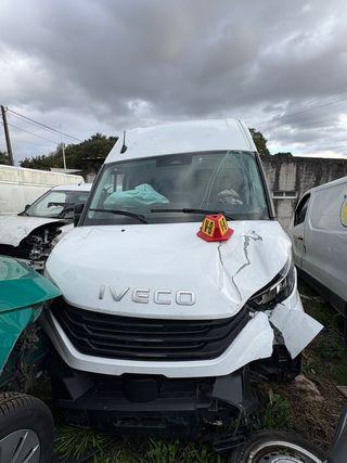 Iveco Daily 35 -160 HI-MATIC L4 H2 AUTOMATICA SINIESTRO