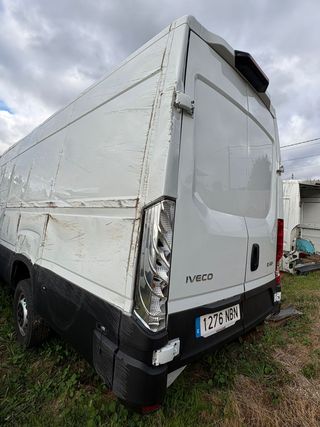 Iveco Daily 35 -160 HI-MATIC L4 H2 AUTOMATICA SINIESTRO