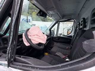 Iveco Daily 35 -160 HI-MATIC L4 H2 AUTOMATICA SINIESTRO