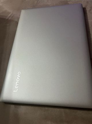 Lenovo Ideapad 330 AMD E2 7ª Gen Plata