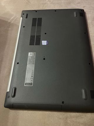 Lenovo Ideapad 330 AMD E2 7ª Gen Plata