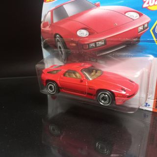 Hot Wheels Porsche 928S 1983 Rojo