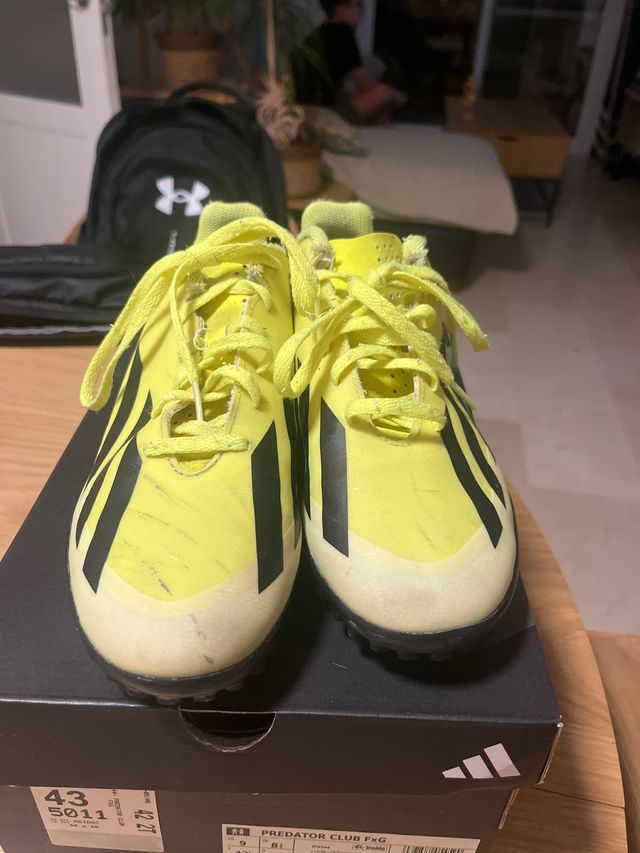 Botas de fútbol Adidas Predator Club FXG Talla 40
