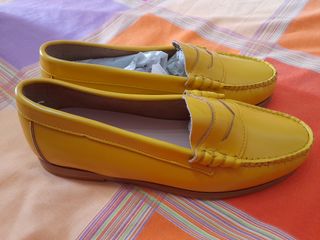 Mocasines Castellanos Amarillos