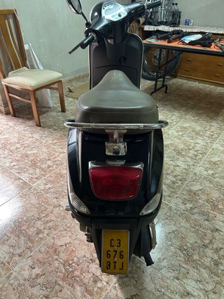 Vespa LX50 2T